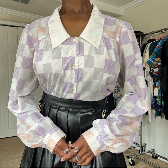 Vintage office attire! Pink, gray, and purple. Size 16 Small stain on the collar - Picture 4 of 7